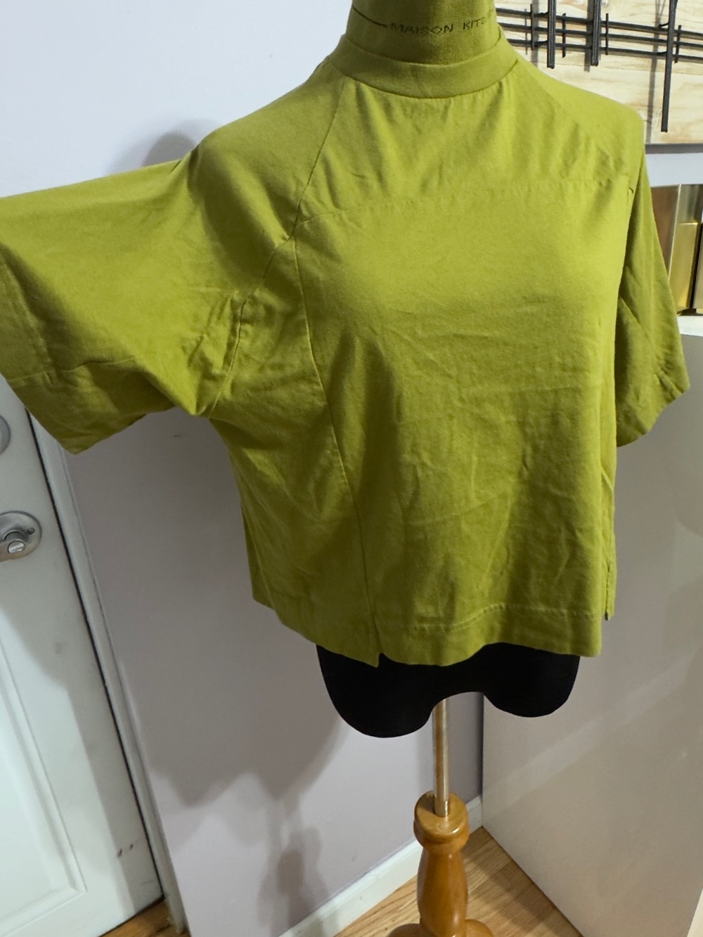 MAISON KITSUNE Olive Short-Sleeve Mock Neck Tee crop t-Shirt Paris Sz S - Picture 3 of 6